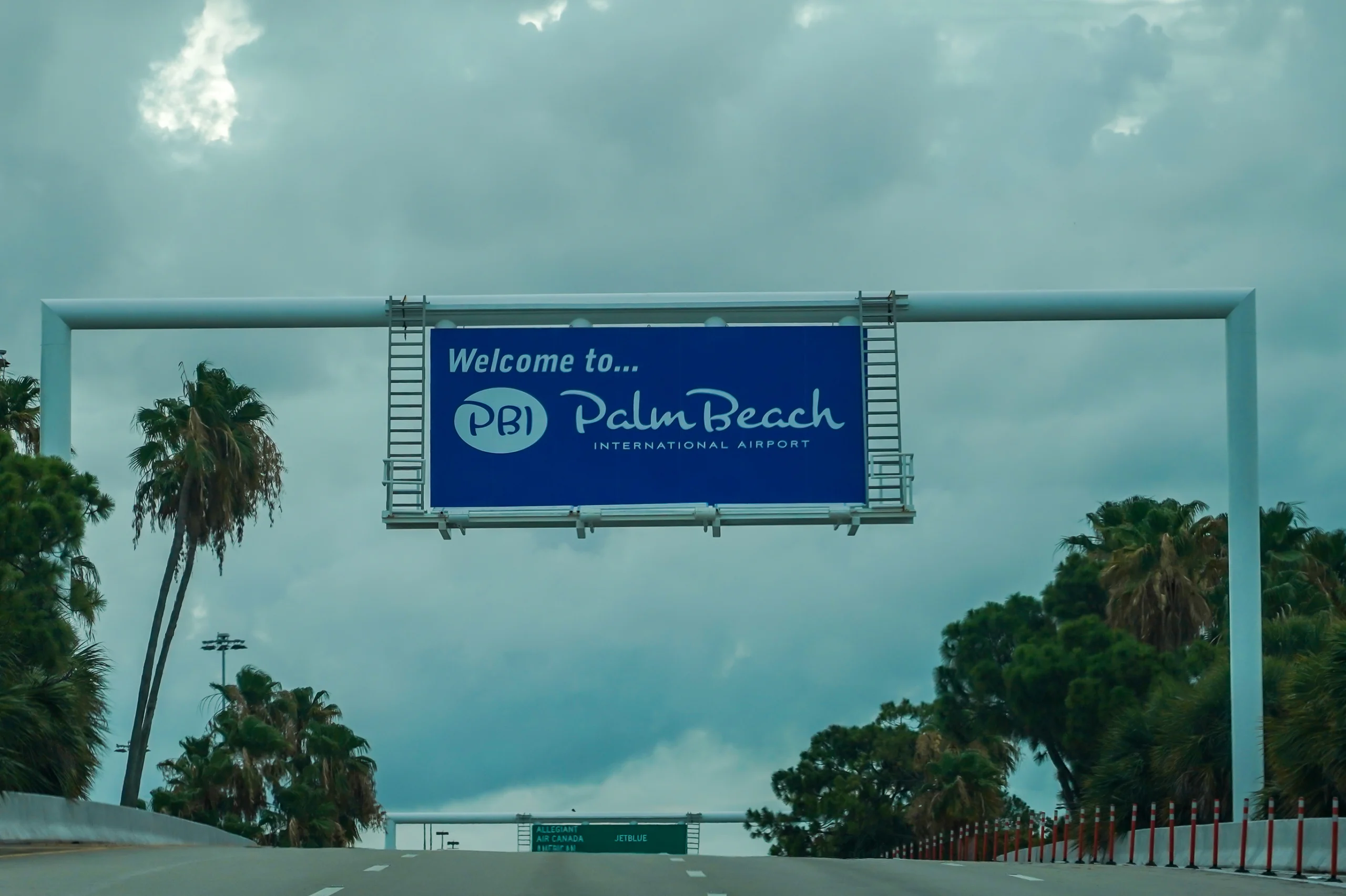 Welcome to Palm Beach International Airport sign at Palm Beach International Airport, Florida