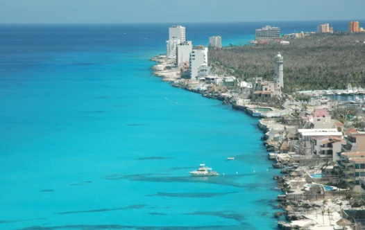 Where to Charter a Yacht With Teens: The World’s Best Family-Friendly Destinations