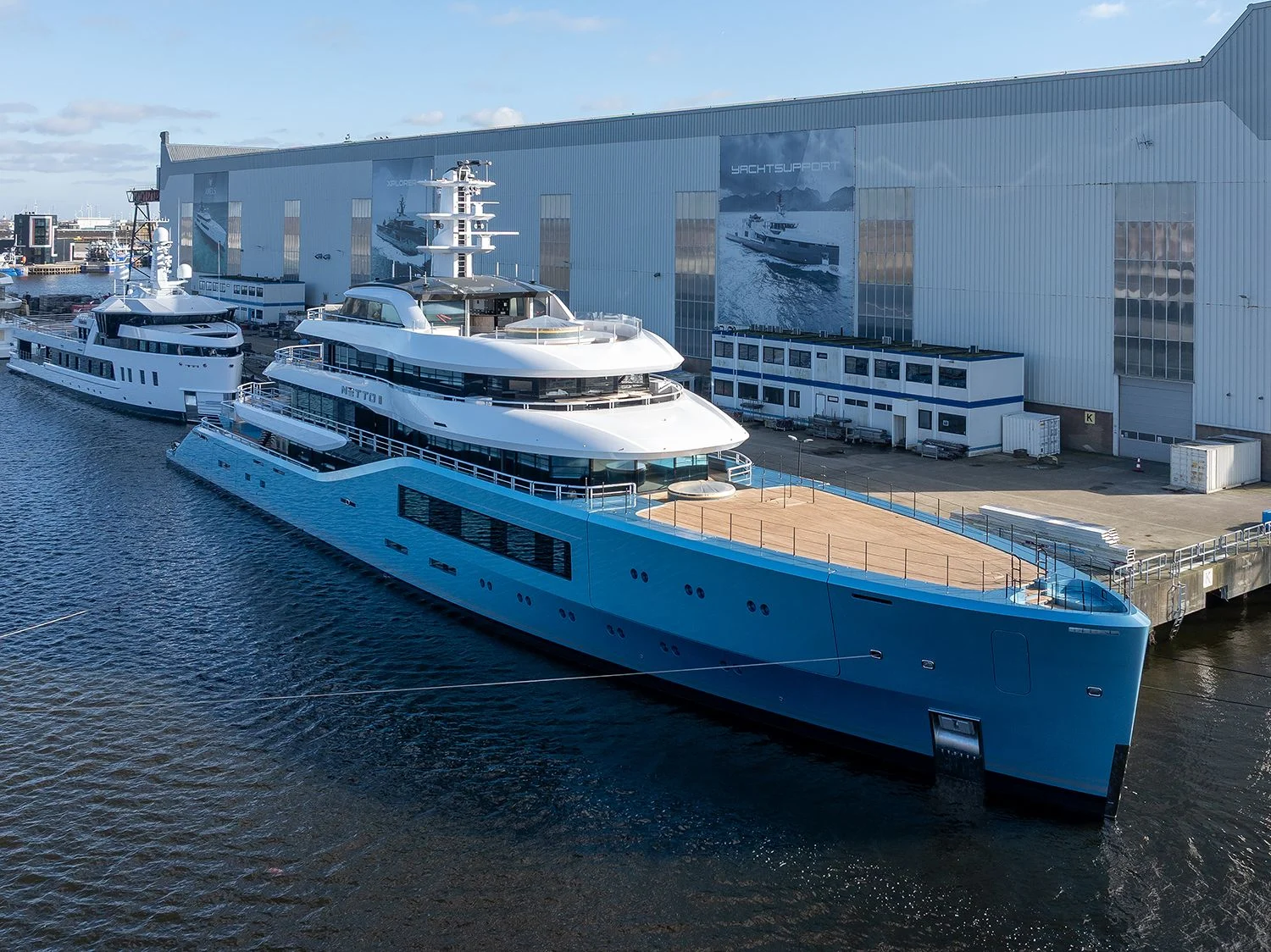 Amels’ Netto II Debuts With Speakeasy Vibes, Beach Club, and Helipad 