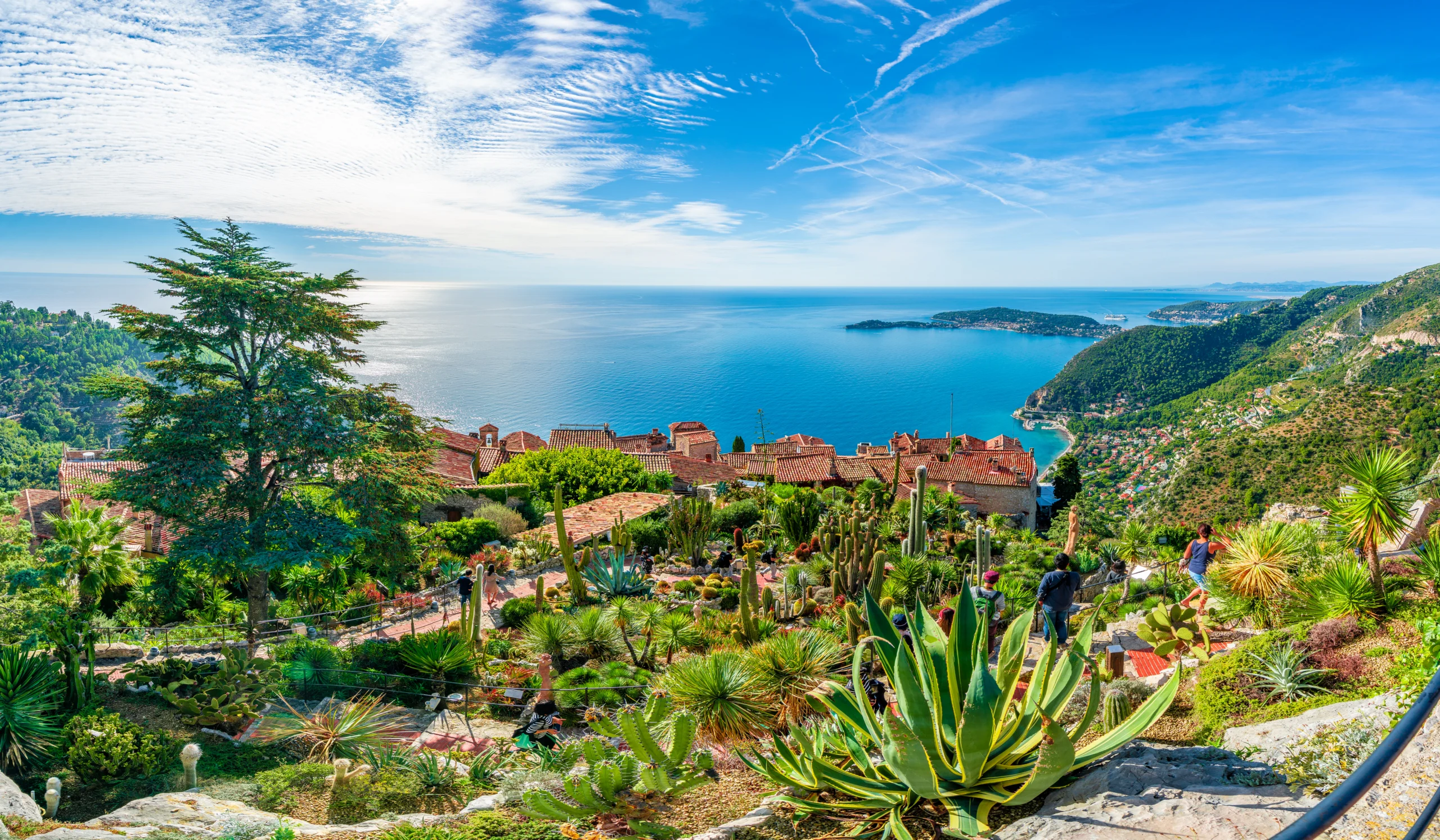 Planning a French Riviera Yacht Charter? These Are the 10 Experiences Worth Booking Around