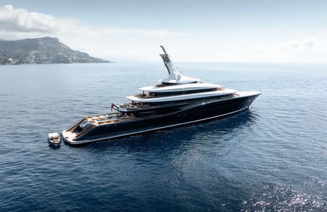 Feadship’s Breakthrough Named Motor Yacht of the Year—and She Runs on Liquid Hydrogen