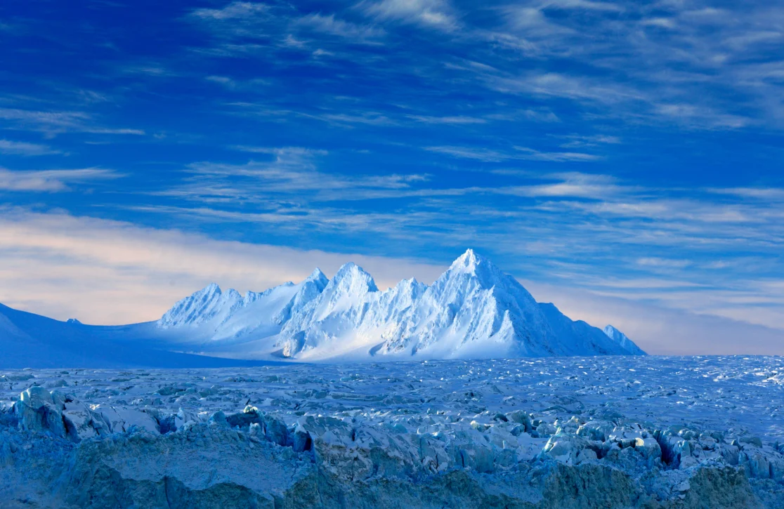Svalbard: Your Guide to the Ultimate ‘Coolcation’ Yacht Charter